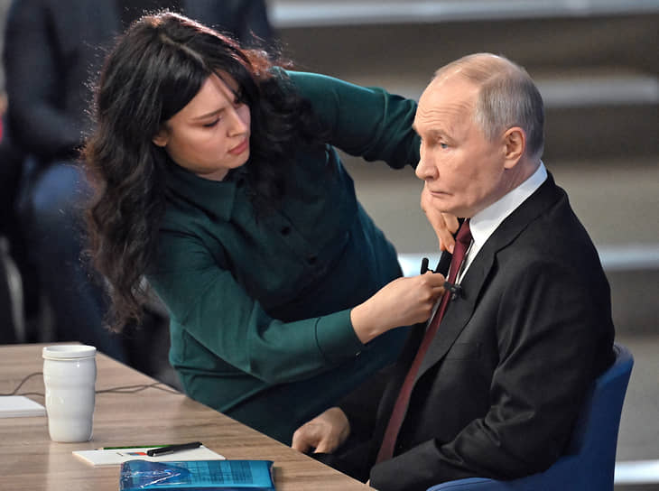 Путин призвал строже наказывать пособников телефонных мошенников