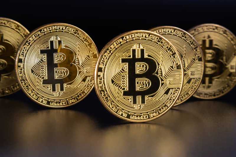 Биткойн ждет поддержки