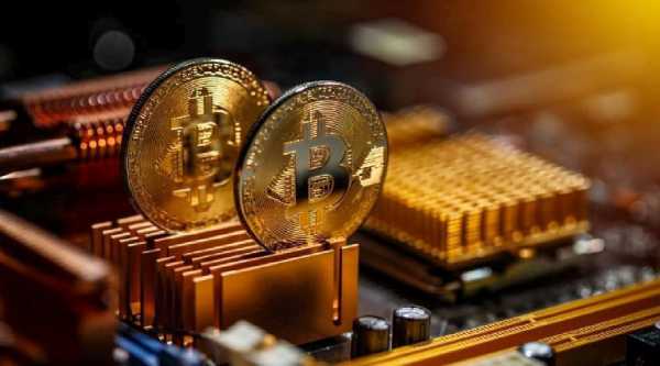 Биткоин-ETF накапливают BTC больше, чем добывают майнеры