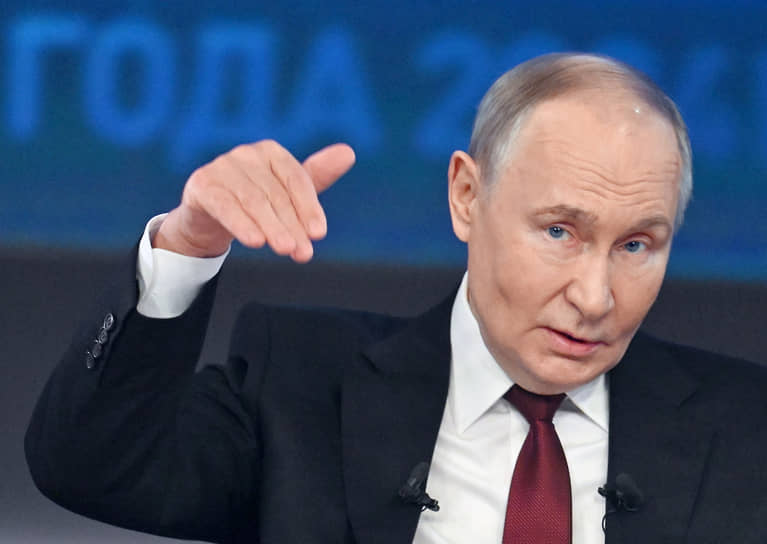 Путин призвал строже наказывать пособников телефонных мошенников