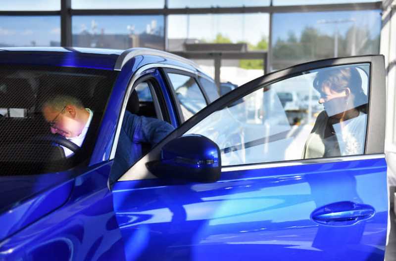 Автолизинг наезжает на автокредиты