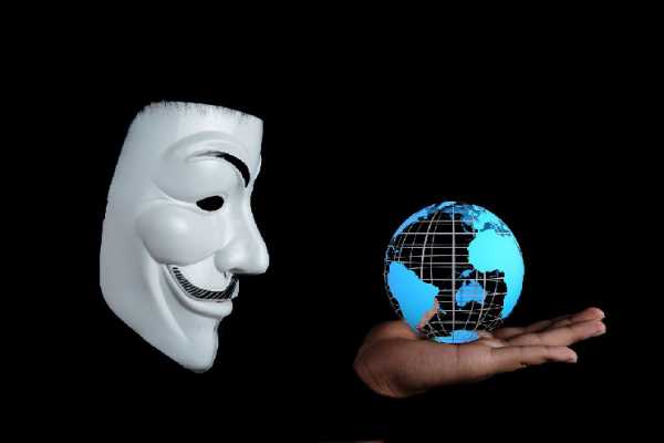 AnonCast запускает анонимную социальную сеть на базе Farcaster