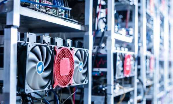 Майнер биткоинов с Уолл-стрит размещает 7800 майнеров биткоинов в Теннесси и Квебеке