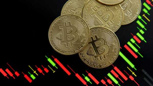 
                    CryptoQuant: резервы биткоинов на биржах достигли трёхлетнего минимума                