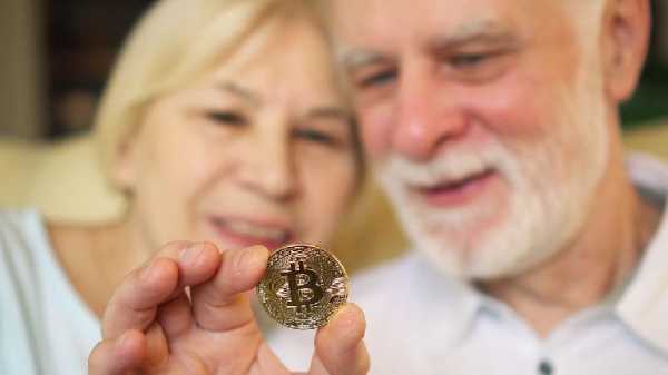 Какую прибавку к пенсии могут принести вложения в биткоин?