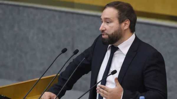 
                    Депутат Госдумы заверил, что данные майнеров под защитой налоговой                