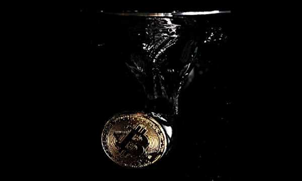 Биткоин рискует упасть до $81 тыс, если потеряет поддержку на уровне $85 тыс