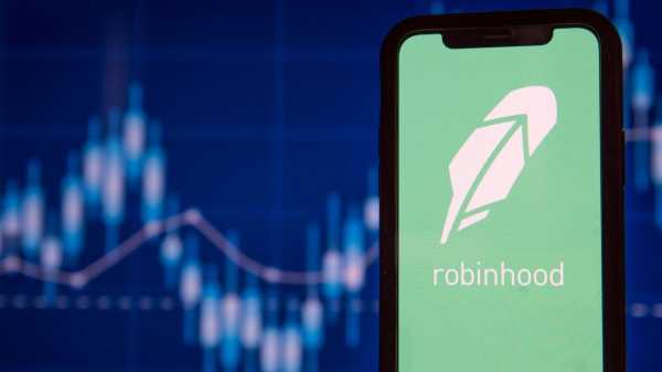 
                    В 2024 году криптовалюты принесли Robinhood втрое больше выручки                