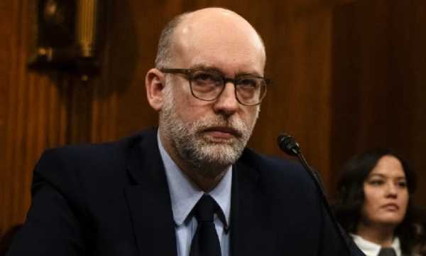Назначенный Трампом глава CFPB прекращает финансирование и приостанавливает часть надзора
