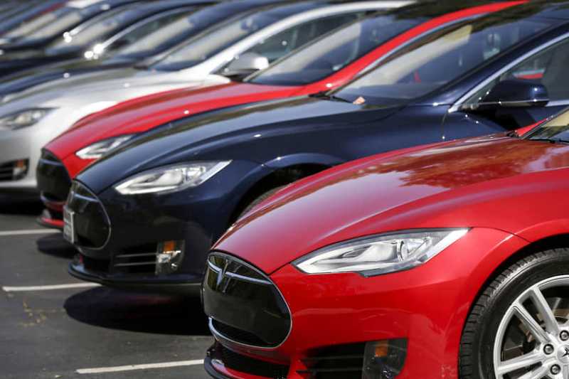 Инвесторы заработали $16 млрд на понижении акций Tesla