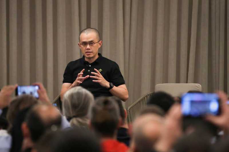 Основатель криптобиржи Binance отрицает переговоры с семьей Трампа