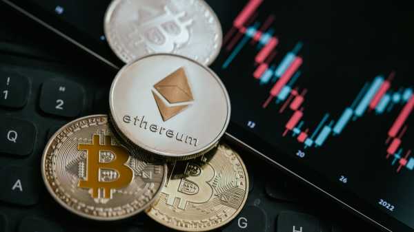 
                    Топ-менеджер Yuga Labs прогнозирует падение эфириума до $200-$400                