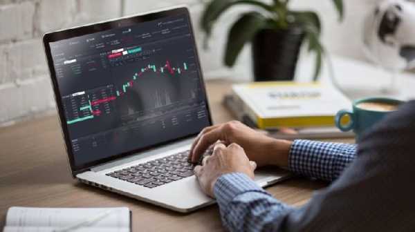Стабильность в США и ETF на Solana: криптовалюты снова растут