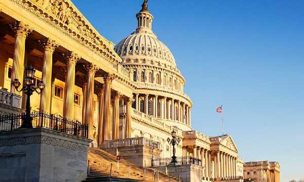 Лидер большинства в Сенате США ожидает голосования по стейблкоинам до 26 мая