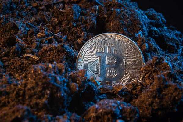 
                    Хешрейт биткоина достиг нового рекорда и превысил 1 000 Эх/с                