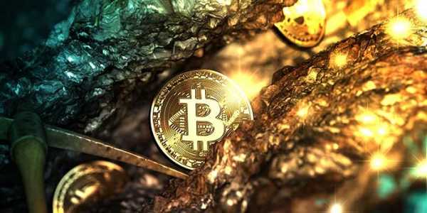 Инвесторы распродают, а киты скупают: что происходит с Bitcoin на фоне обвала притока в ETF