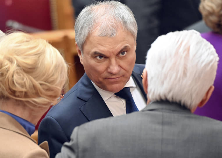 Володин сообщил о жалобах на изменение банками условий оказания услуг