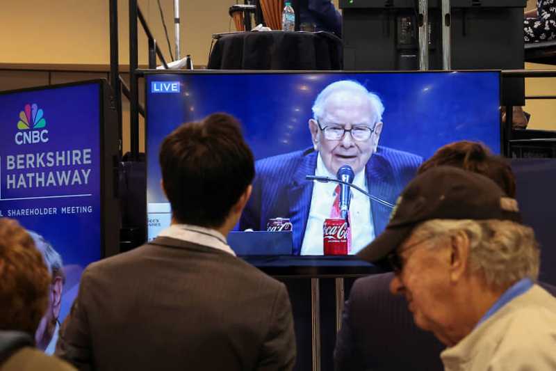 Уоррен Баффетт останется председателем совета директоров Berkshire Hathaway