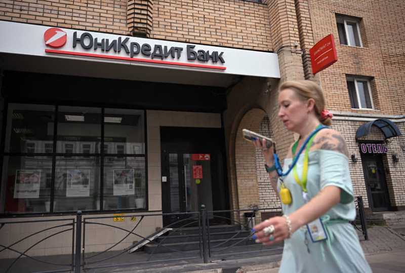 СМИ: компании ОАЭ хотят с большой скидкой купить российские активы UniCredit