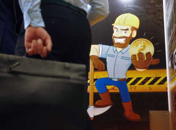 Криптоактивы идут в народ