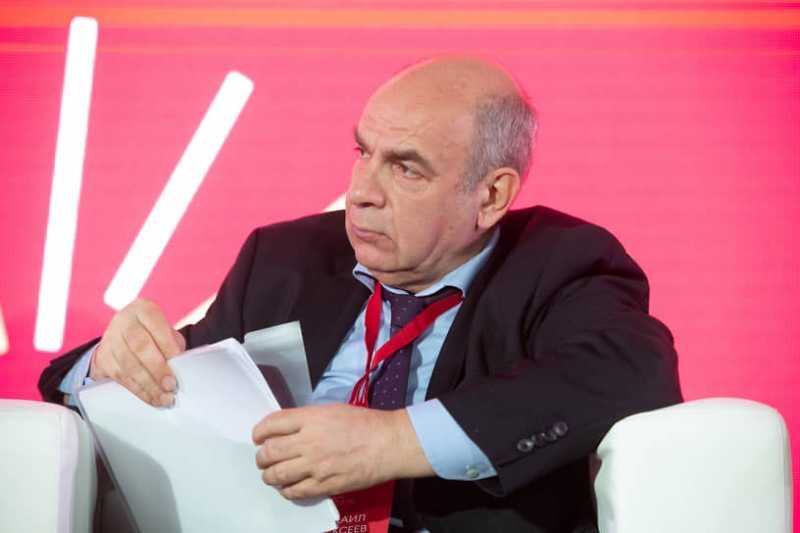 Чем известен новый глава Почта-банка Михаил Алексеев