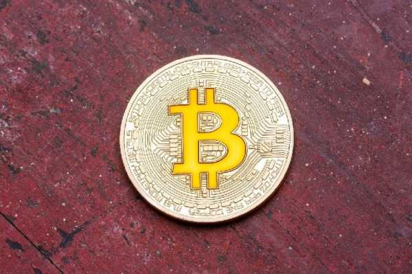 Хешрейт в сети биткоина приближается к максимуму