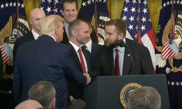 Chainlink и Pyth стали поставщиками оракулов для правительства США